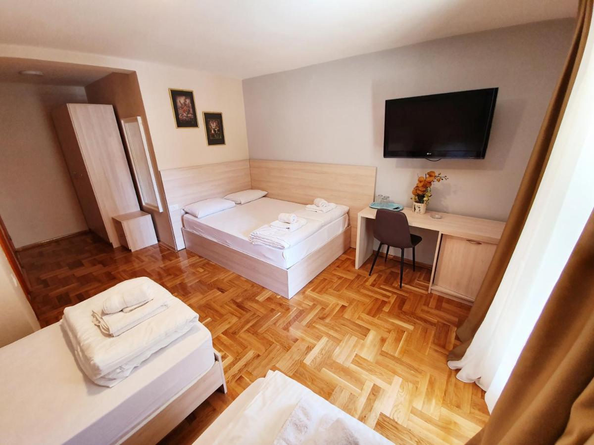 Apartments Pier Budva Bagian luar foto