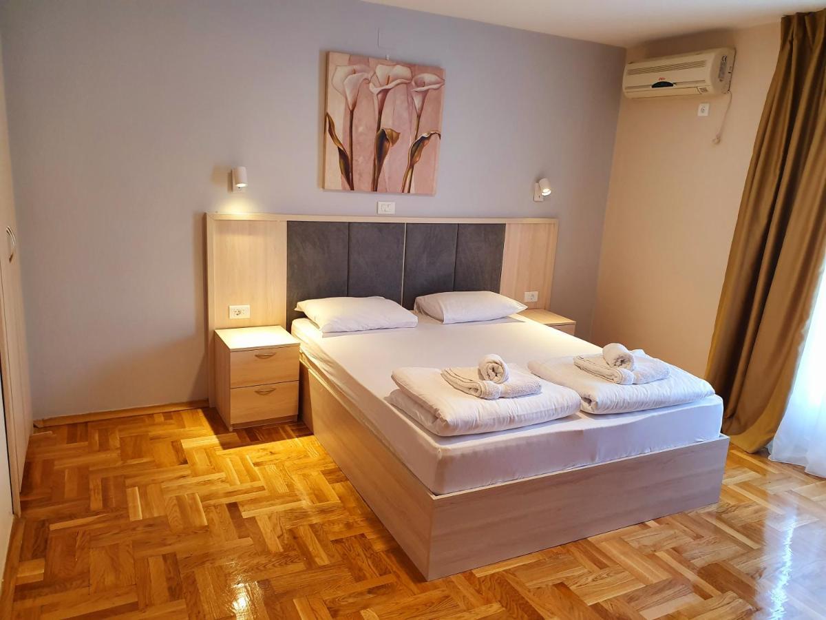 Apartments Pier Budva Bagian luar foto