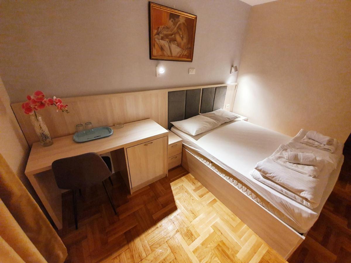 Apartments Pier Budva Bagian luar foto