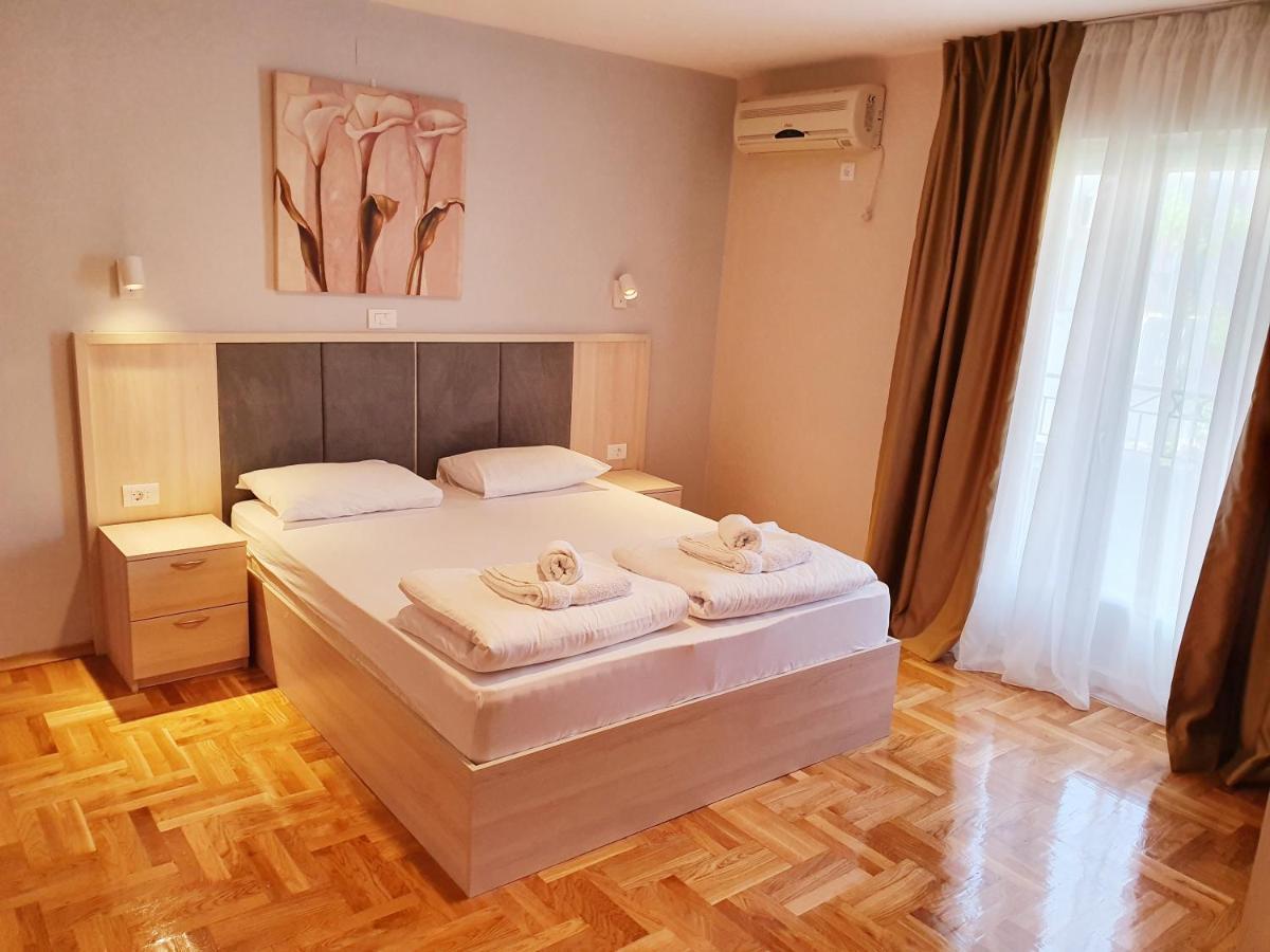 Apartments Pier Budva Bagian luar foto