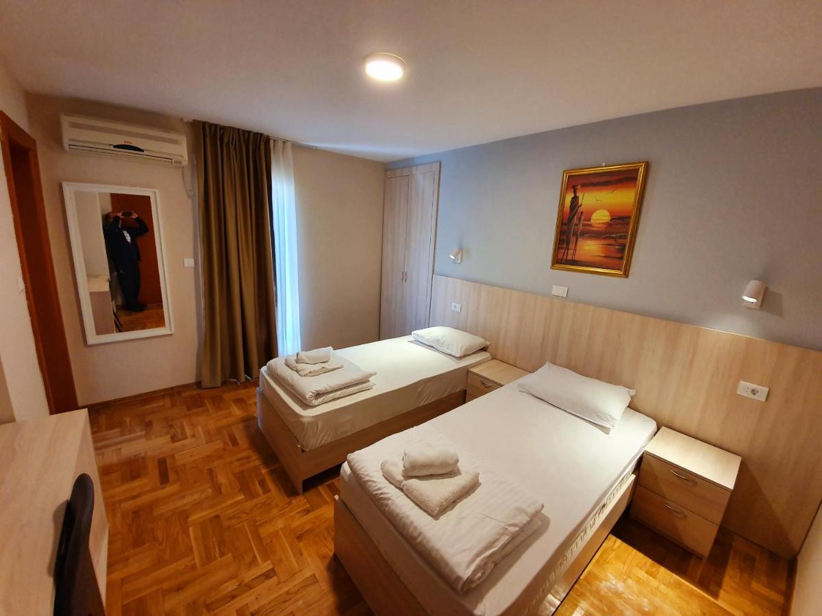 Apartments Pier Budva Bagian luar foto